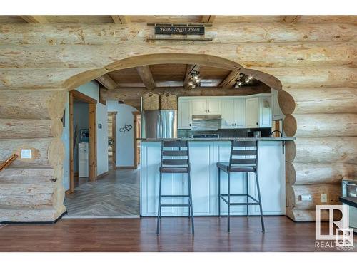 302 52249 Rge Road 222, Rural Strathcona County, AB - Indoor Photo Showing Kitchen