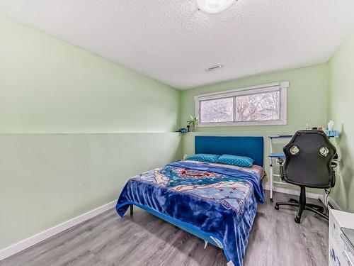 5112 14 Avenue, Edmonton, AB - Indoor Photo Showing Bedroom