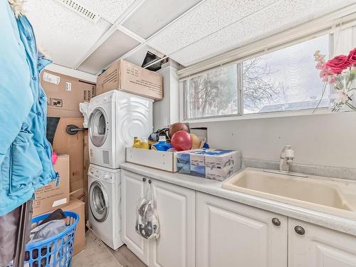 5112 14 Avenue, Edmonton, AB - Indoor Photo Showing Laundry Room