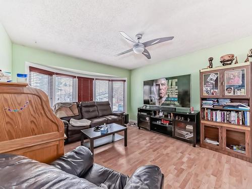 5112 14 Avenue, Edmonton, AB - Indoor