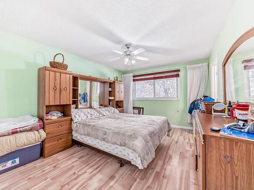 5112 14 Avenue, Edmonton, AB - Indoor Photo Showing Bedroom