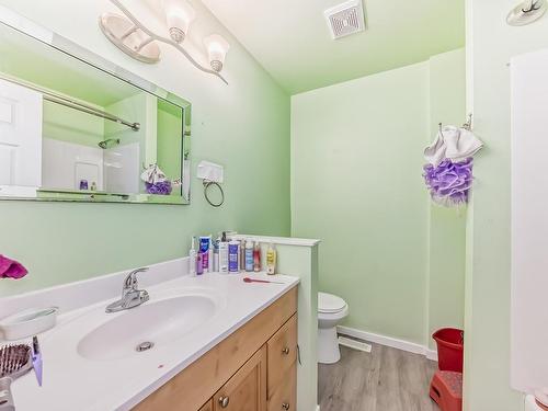 5112 14 Avenue, Edmonton, AB - Indoor Photo Showing Bathroom