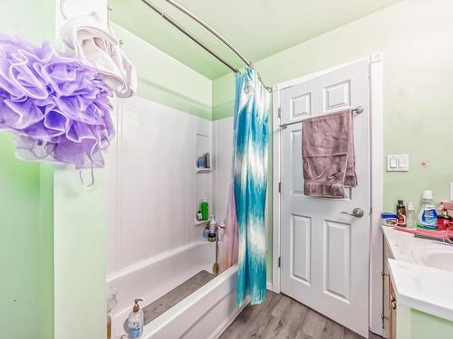 5112 14 Avenue, Edmonton, AB - Indoor Photo Showing Bathroom