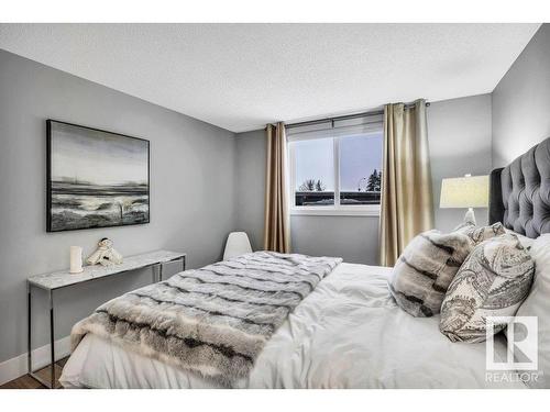 108 5125 Riverbend Road, Edmonton, AB - Indoor Photo Showing Bedroom