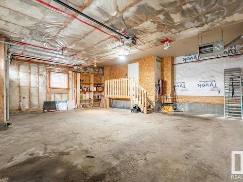 10824 179 Avenue, Edmonton, AB - Indoor Photo Showing Garage