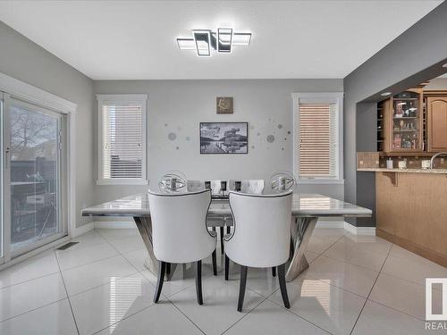 10824 179 Avenue, Edmonton, AB - Indoor Photo Showing Dining Room