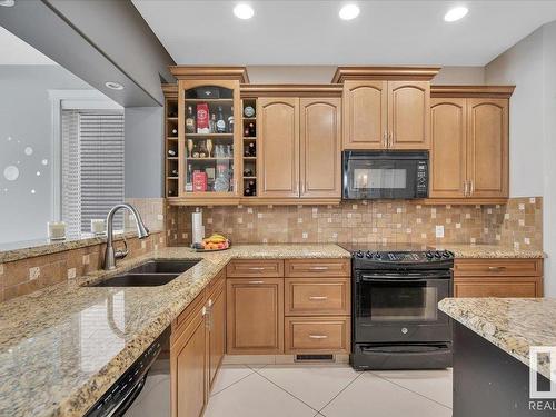 10824 179 Avenue, Edmonton, AB - Indoor Photo Showing Kitchen With Double Sink With Upgraded Kitchen