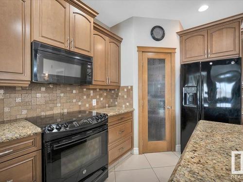 10824 179 Avenue, Edmonton, AB - Indoor Photo Showing Kitchen