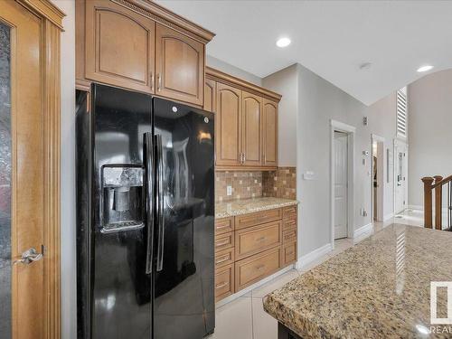 10824 179 Avenue, Edmonton, AB - Indoor Photo Showing Kitchen