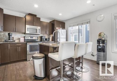 113 3625 144 Avenue, Edmonton, AB - Indoor Photo Showing Kitchen With Upgraded Kitchen