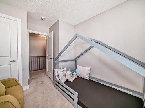 20307 17 Av Nw Nw, Edmonton, AB 