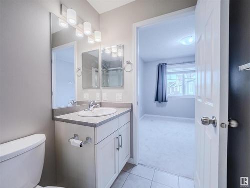 37 4050 Savaryn Drive, Edmonton, AB - Indoor Photo Showing Bathroom