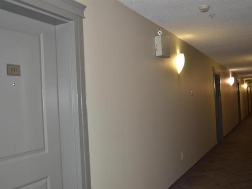 111 11445 Ellerslie Road Sw, Edmonton, AB - Indoor Photo Showing Other Room