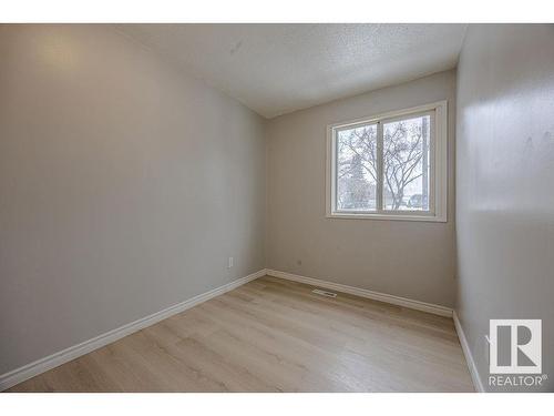 6117 120 Avenue, Edmonton, AB - Indoor Photo Showing Other Room