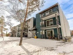 308 10730 112 Street  Edmonton, AB T5H 3H1