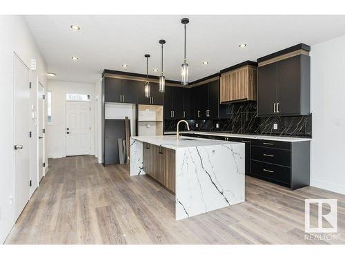 7607 98 Avenue, Edmonton, AB - Indoor Photo Showing Kitchen With Upgraded Kitchen