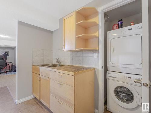 8 Foxhaven Crescent, Sherwood Park, AB - Indoor Photo Showing Laundry Room