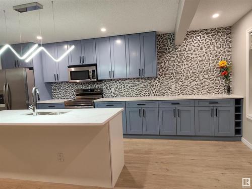 8 Foxhaven Crescent, Sherwood Park, AB - Indoor Photo Showing Kitchen With Double Sink With Upgraded Kitchen