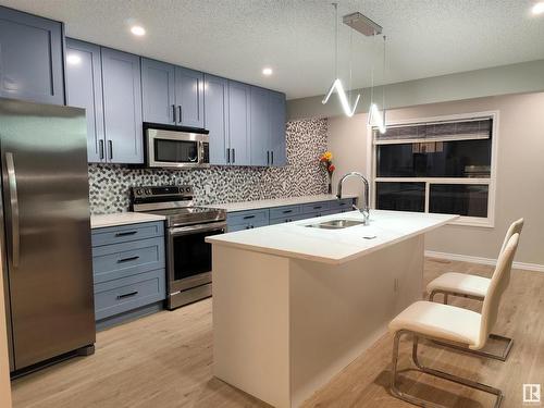 8 Foxhaven Crescent, Sherwood Park, AB - Indoor Photo Showing Kitchen With Double Sink With Upgraded Kitchen