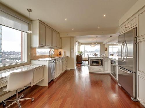 1201 10010 119 Street, Edmonton, AB - Indoor Photo Showing Kitchen With Upgraded Kitchen