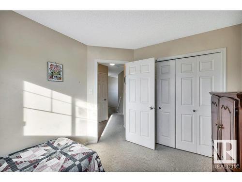 29 12104 16 Avenue, Edmonton, AB - Indoor Photo Showing Bedroom