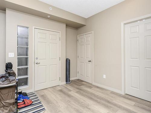 2-414 4245 139 Avenue, Edmonton, AB - Indoor Photo Showing Other Room