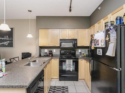 2-414 4245 139 Avenue, Edmonton, AB - Indoor Photo Showing Kitchen With Double Sink