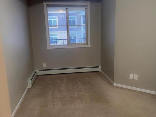 413 5804 Mullen Place, Edmonton, AB - Indoor Photo Showing Other Room