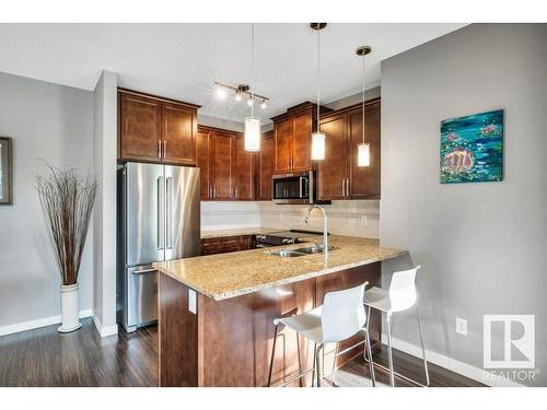 115 812 Welsh Drive, Edmonton, AB - Indoor Photo Showing Kitchen With Stainless Steel Kitchen With Double Sink With Upgraded Kitchen