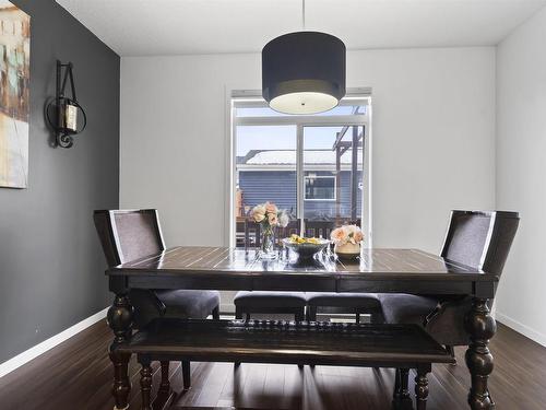 2031 52 Street Sw, Edmonton, AB - Indoor Photo Showing Dining Room