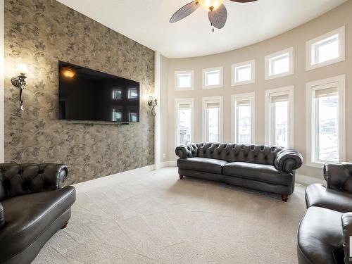 3104 Watson Green, Edmonton, AB - Indoor Photo Showing Living Room