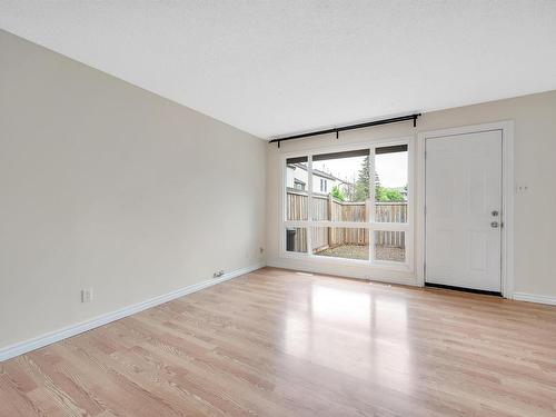 528 Abbottsfield Road, Edmonton, AB - Indoor Photo Showing Other Room