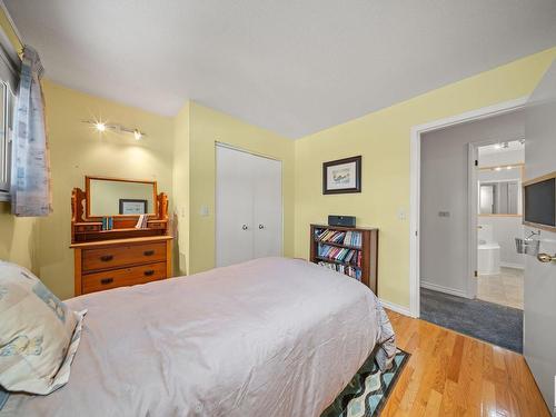 8107 138 Street, Edmonton, AB - Indoor Photo Showing Bedroom