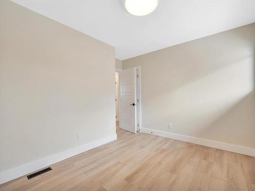 12219 132 Avenue, Edmonton, AB - Indoor Photo Showing Other Room