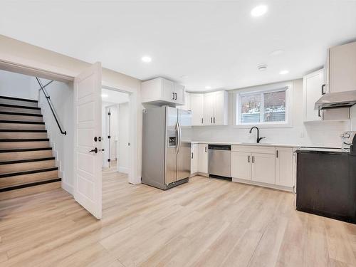 12219 132 Avenue, Edmonton, AB - Indoor Photo Showing Kitchen