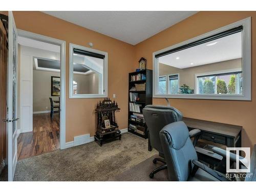 1211 Adamson Drive, Edmonton, AB - Indoor