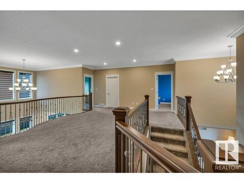 1211 Adamson Drive, Edmonton, AB - Indoor