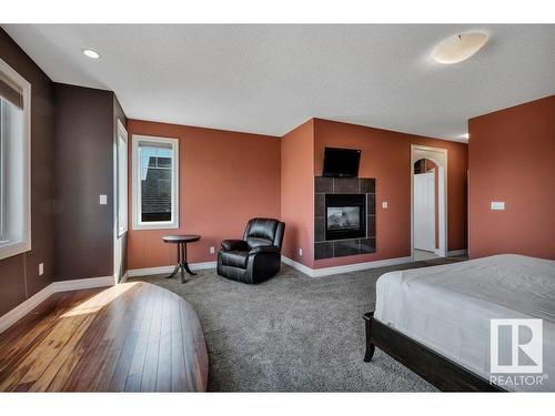 1211 Adamson Drive, Edmonton, AB - Indoor Photo Showing Bedroom