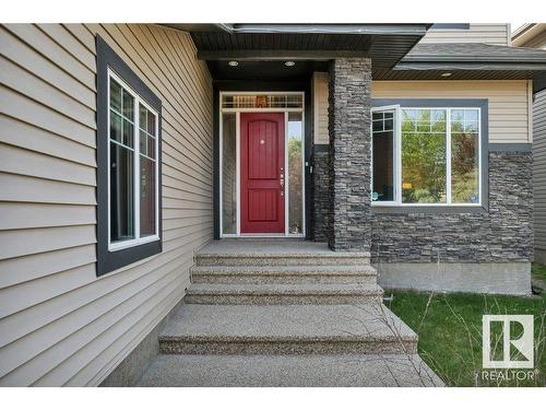 1211 Adamson Drive, Edmonton, AB - Outdoor