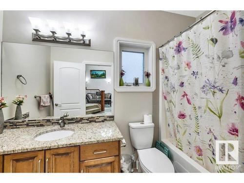 1809 33B Avenue, Edmonton, AB - Indoor Photo Showing Bathroom