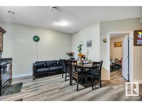 1809 33B Avenue, Edmonton, AB - Indoor Photo Showing Dining Room