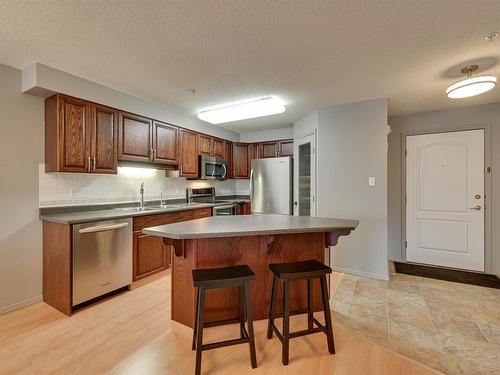 305 8909 100 Street, Edmonton, AB - Indoor Photo Showing Kitchen