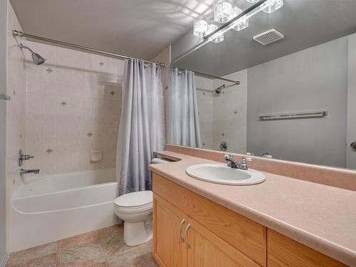 305 8909 100 Street, Edmonton, AB - Indoor Photo Showing Bathroom