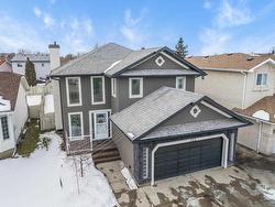 152 BAINBRIDGE Crescent  Edmonton, AB T5T 6B5