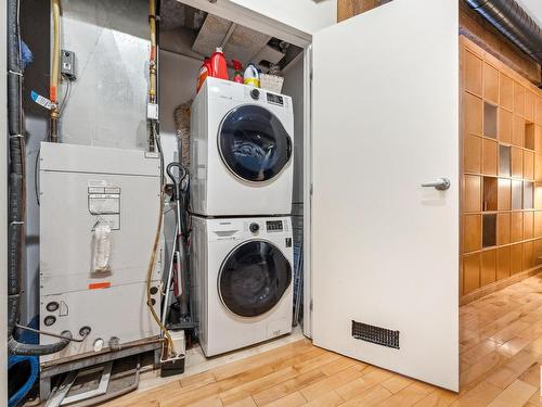 302 10169 104 Street, Edmonton, AB - Indoor Photo Showing Laundry Room