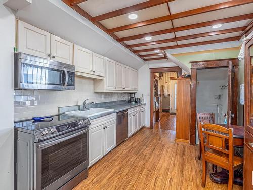 11649 95 Street, Edmonton, AB - Indoor Photo Showing Kitchen With Double Sink