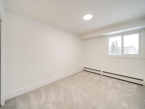 202 9504 182 Street, Edmonton, AB - Indoor Photo Showing Other Room