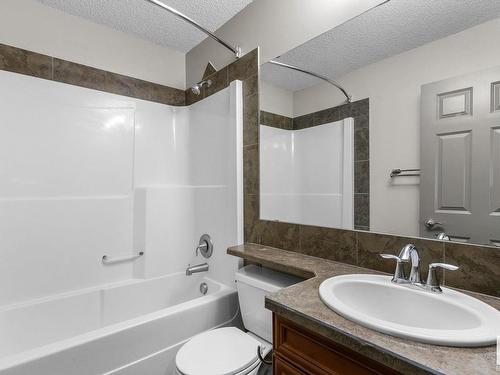 2923 24 Avenue, Edmonton, AB - Indoor Photo Showing Bathroom