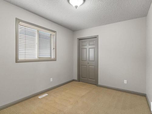 2923 24 Avenue, Edmonton, AB - Indoor Photo Showing Other Room