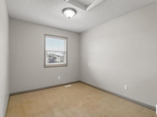 2923 24 Avenue, Edmonton, AB - Indoor Photo Showing Other Room